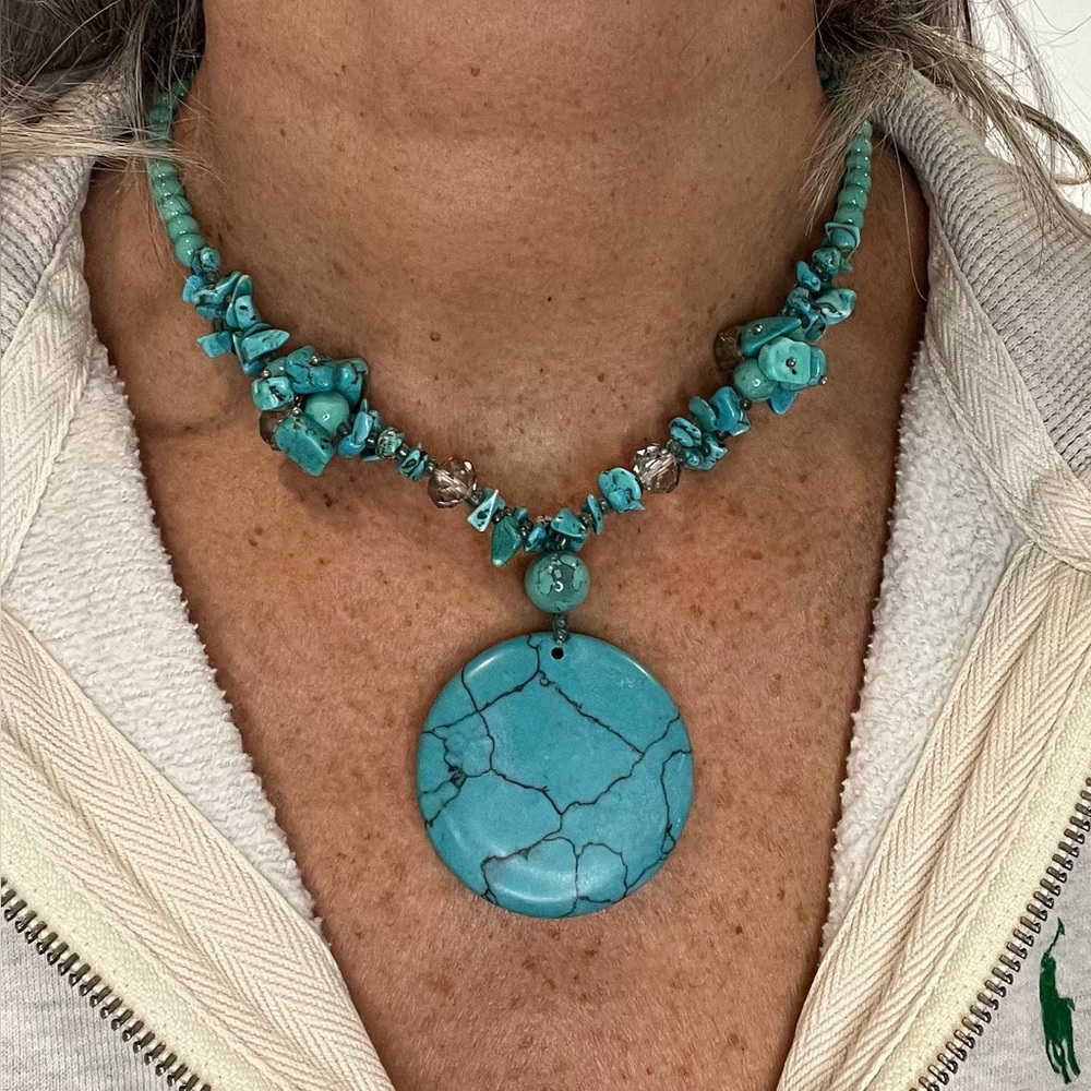 Vintage Faux Turquoise Beaded Pendant Boho Necklace Adjustable